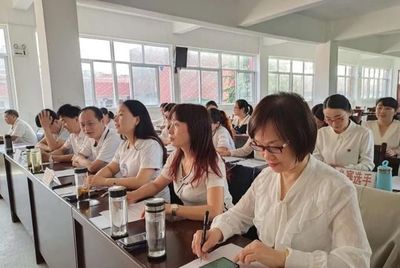 新县启福小学党支部开展“不忘初心 牢记使命”“庆国庆”主题演讲比赛活动