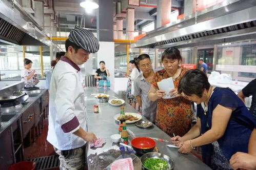 海宁技师学院 筹 面向海宁市各中小学开展食堂食品安全技能培训