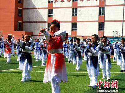 新中国成立70年来青海学龄儿童入学率翻7番